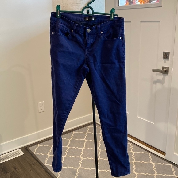 Forever 21 Premium Denim Navy Blue Jeans Size 26 - Picture 1 of 4